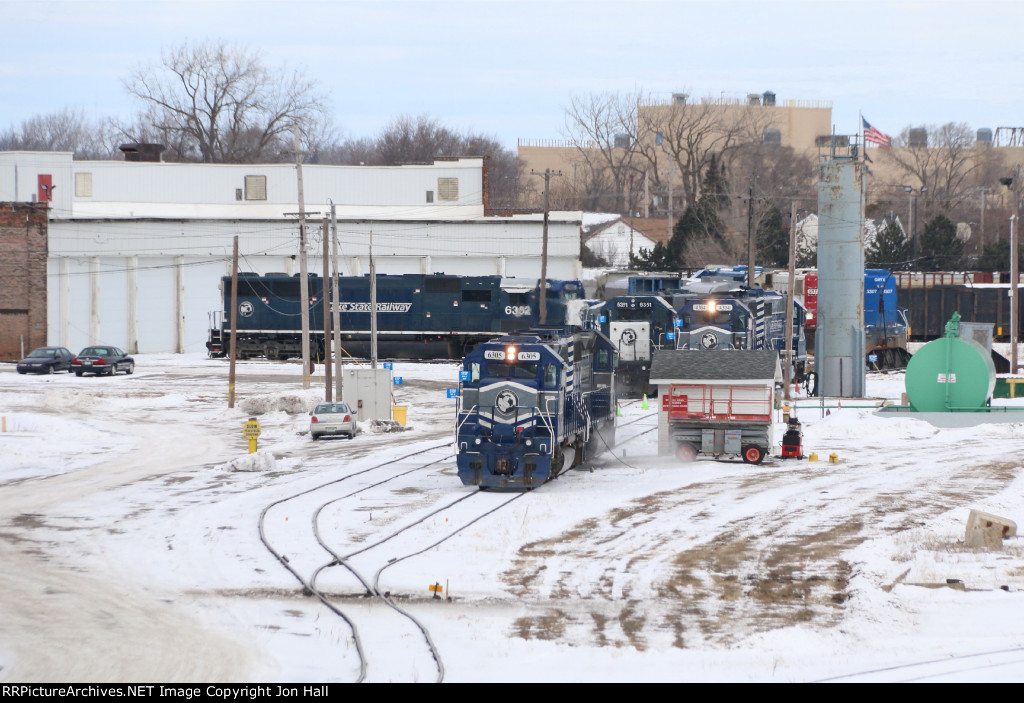 Various LSRC units sit around the servicing tracks as stored lease units sit in the back